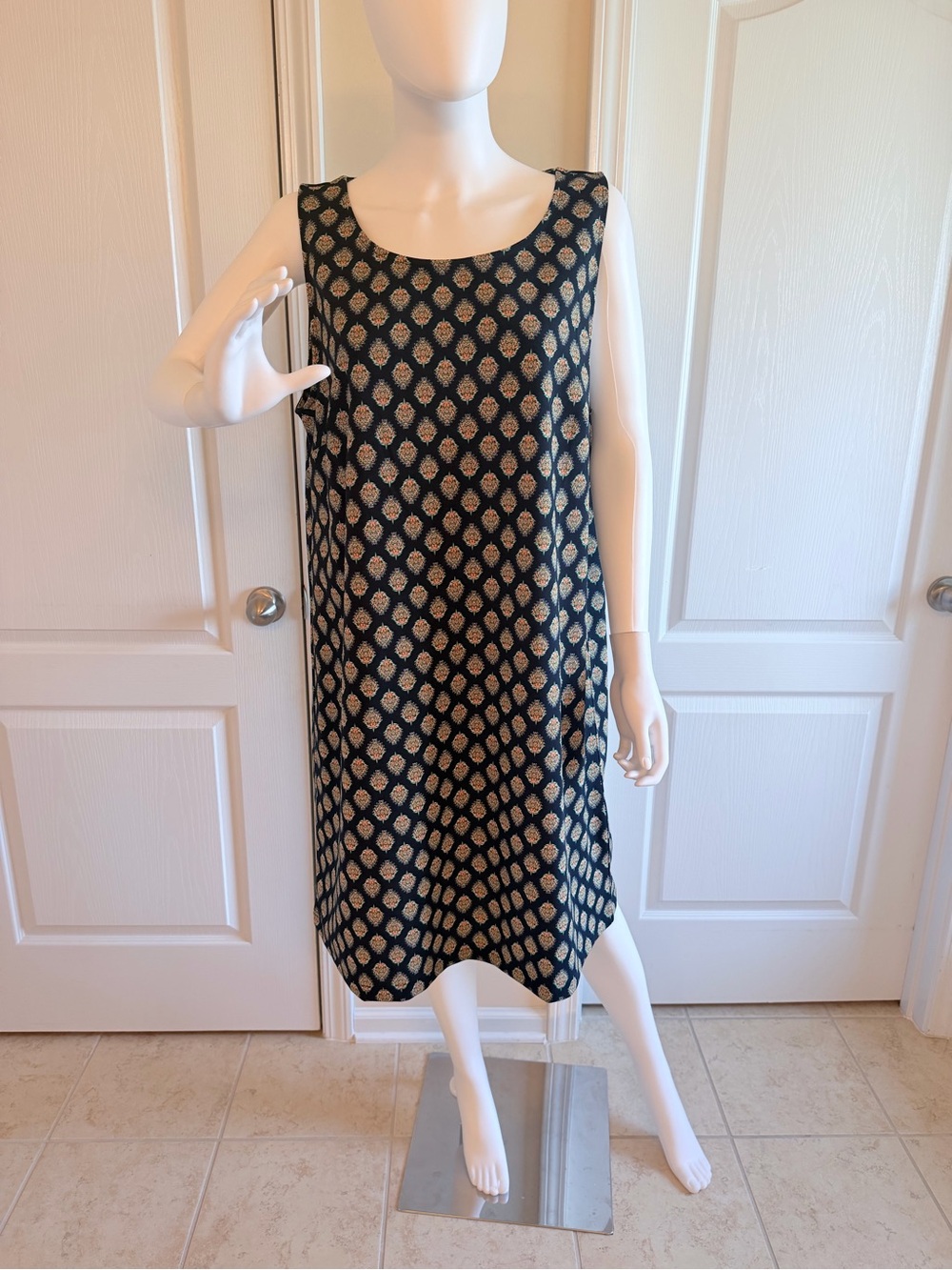 Banana Republic NWT $90 Navy Blue Sleeveless Midi Dress with Cream Motif Size XL